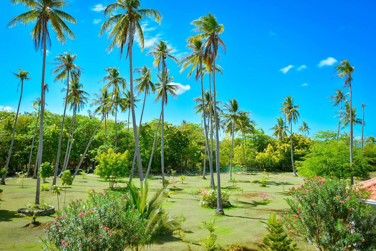 Отель Casablanca By The Sea Olango Island Экстерьер фото